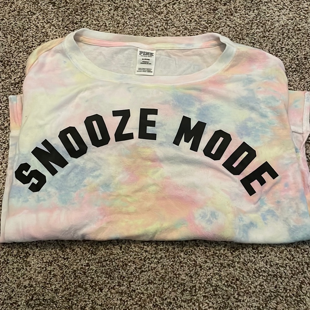 “Snooze mode” pajama long sleeve